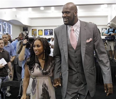 球队抓住每一个反击机会（球队不放过任何反击良机）