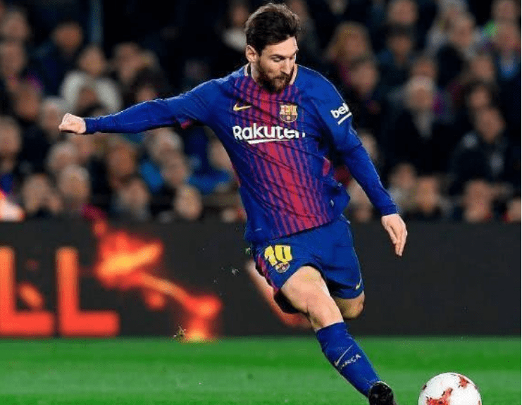 曼城斯特林关键进球锁定三分（斯特林致胜破门助曼城全取三分）