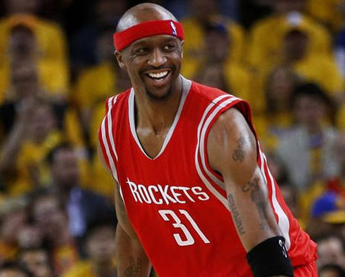 澳超战报：德弗里斯失点后补射破门，奥克兰3-1惠灵顿（澳超战报：德弗里斯点球罚失后补射破门，奥克兰3-1击败惠灵顿）