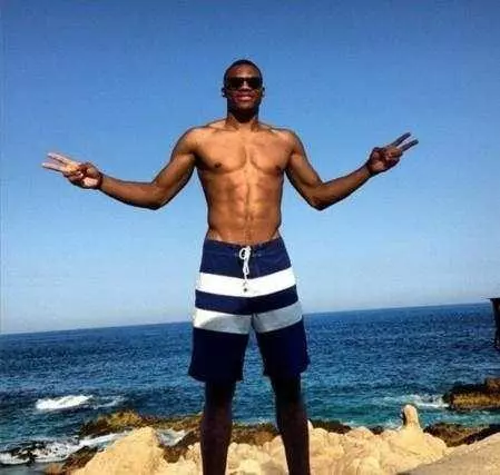 D站米兰哥第14集：绝佳的临场调整和神奇的美国队长（D站米兰哥第14期：出色的临场应变与不可思议的美国队长）