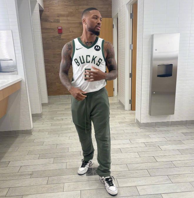 塔帅：我会联系温格但没那么频繁；每次听助威歌都起鸡皮疙瘩（塔帅：与温格偶有联络；每逢助威歌响起都起鸡皮疙瘩）