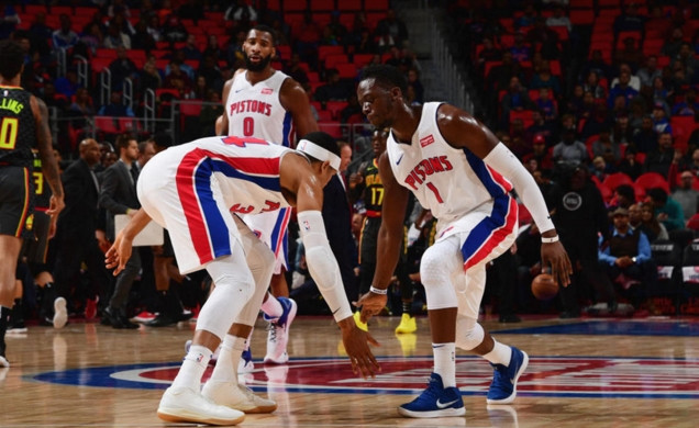 记者：穆斯卡特并不是被“气”走了，他是抽空去上了个厕所（记者澄清：穆斯卡特并非被气走，只是中途去上厕所）