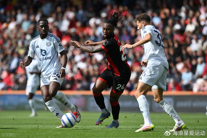 斯通斯&赖斯：英格兰10号位确实人才济济，是主帅甜蜜的烦恼（斯通斯与赖斯：英格兰10号位群星云集，主帅面临幸福的烦恼）