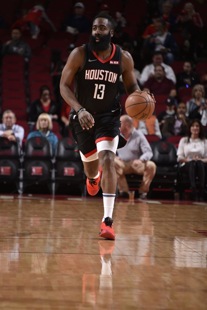 坐地起价？世欧预附加赛对阵出炉后爱尔兰往返捷克机票上涨近2倍（世欧预附加赛对阵公布后，爱尔兰往返捷克机票价格飙升近两倍）