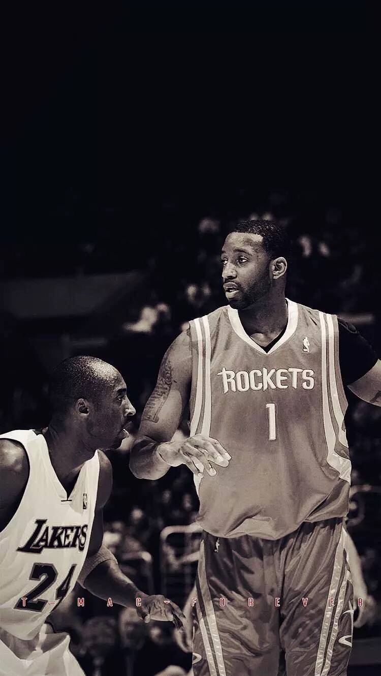 杰伦·约翰逊成为08年詹姆斯以来连续两场砍三双最年轻的前锋（杰伦·约翰逊成自2008年詹姆斯以来最年轻连砍两场三双的前锋）