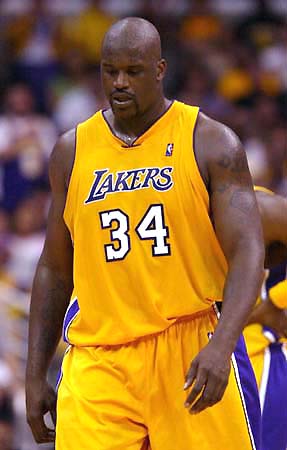 奥斯卡、约尼查助阵，怒放竞技场3V3街头足球赛玉溪站落幕（玉溪站收官：奥斯卡、约尼查助阵，怒放竞技场3V3街头足球赛圆满落幕）