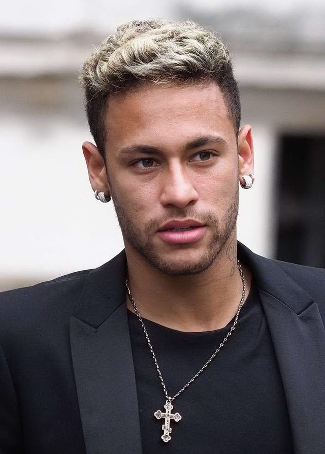 德转比甲身价前10：措利斯3000万欧第1，小斯坦科维奇上榜（德转盘点比甲身价前十：措利斯以3000万欧居首，小斯坦科维奇入围）