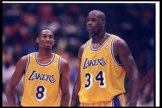 足球英超球队高薪续约门将，球迷满意（英超队豪薪续签主力门将，球迷齐声点赞）