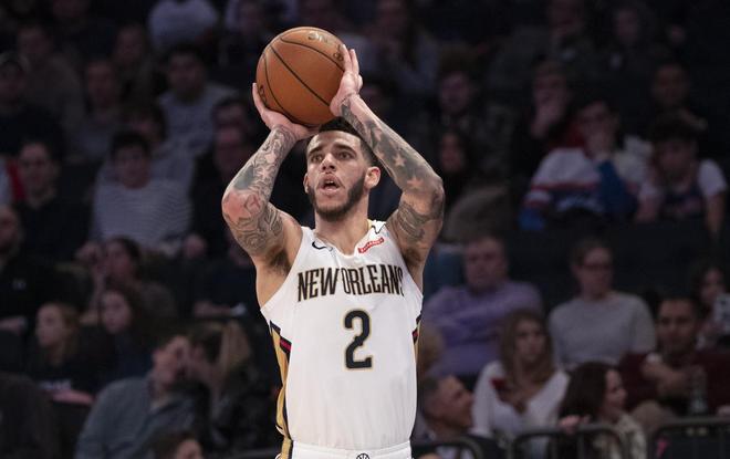 队友察觉萨拉赫情绪变化，对其公开泄愤采访不感震惊（队友早就注意到萨拉赫情绪波动，对他在采访中的公开泄愤并不意外）