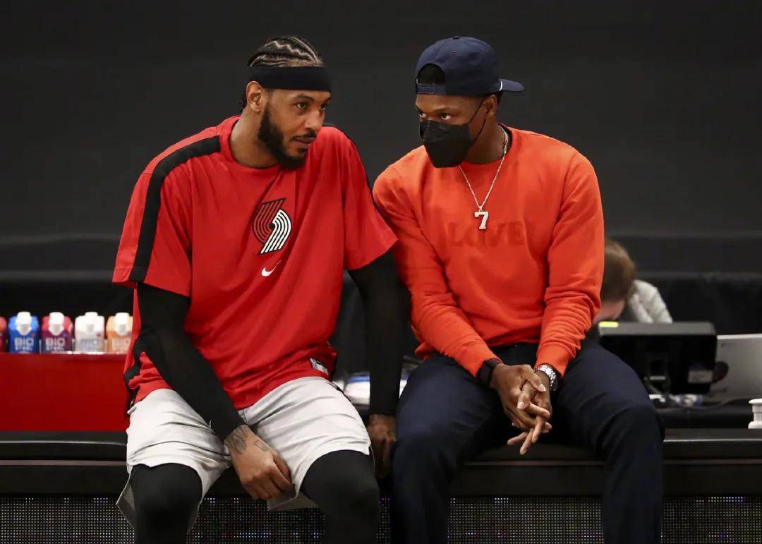 记者：利物浦仍在与科纳特谈续约，球员渴望留队（记者：利物浦仍在推进与科纳特的续约谈判，球员盼留队）